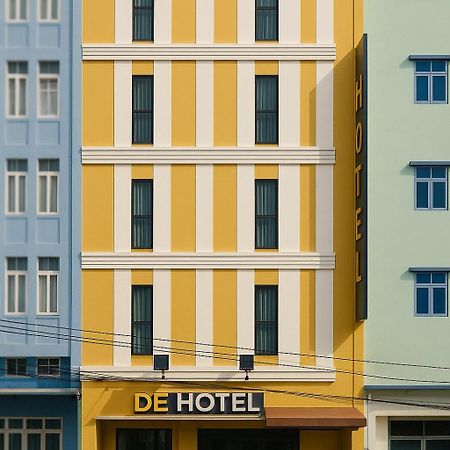 De Hotel Phnom Penh Exterior photo